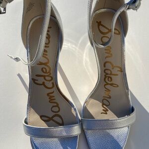 Sam Edelman metallic Silver Heels size 7.5